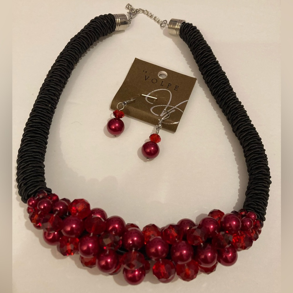 Beautiful Beaded Necklace/Earring Set Ruby Red/Bl… - image 1